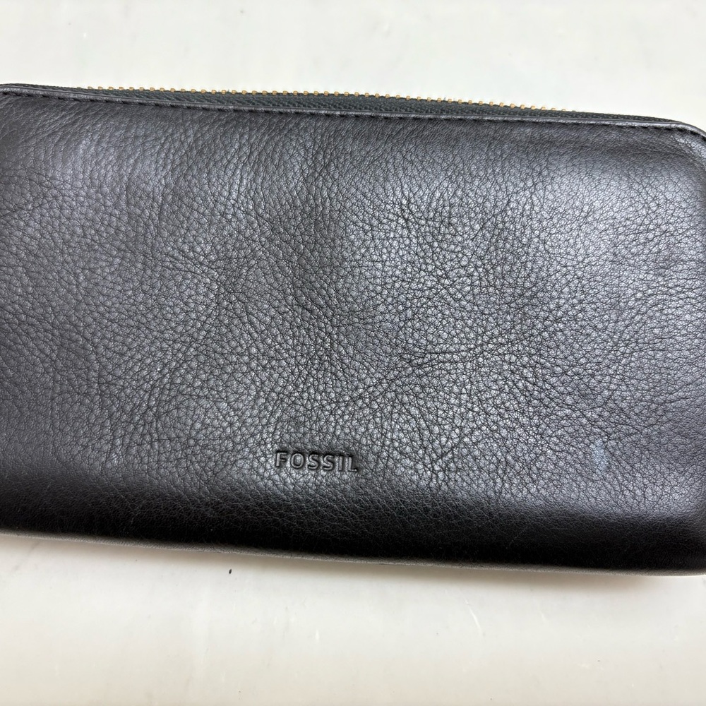 Fossil Black Leather Women’s Wallet